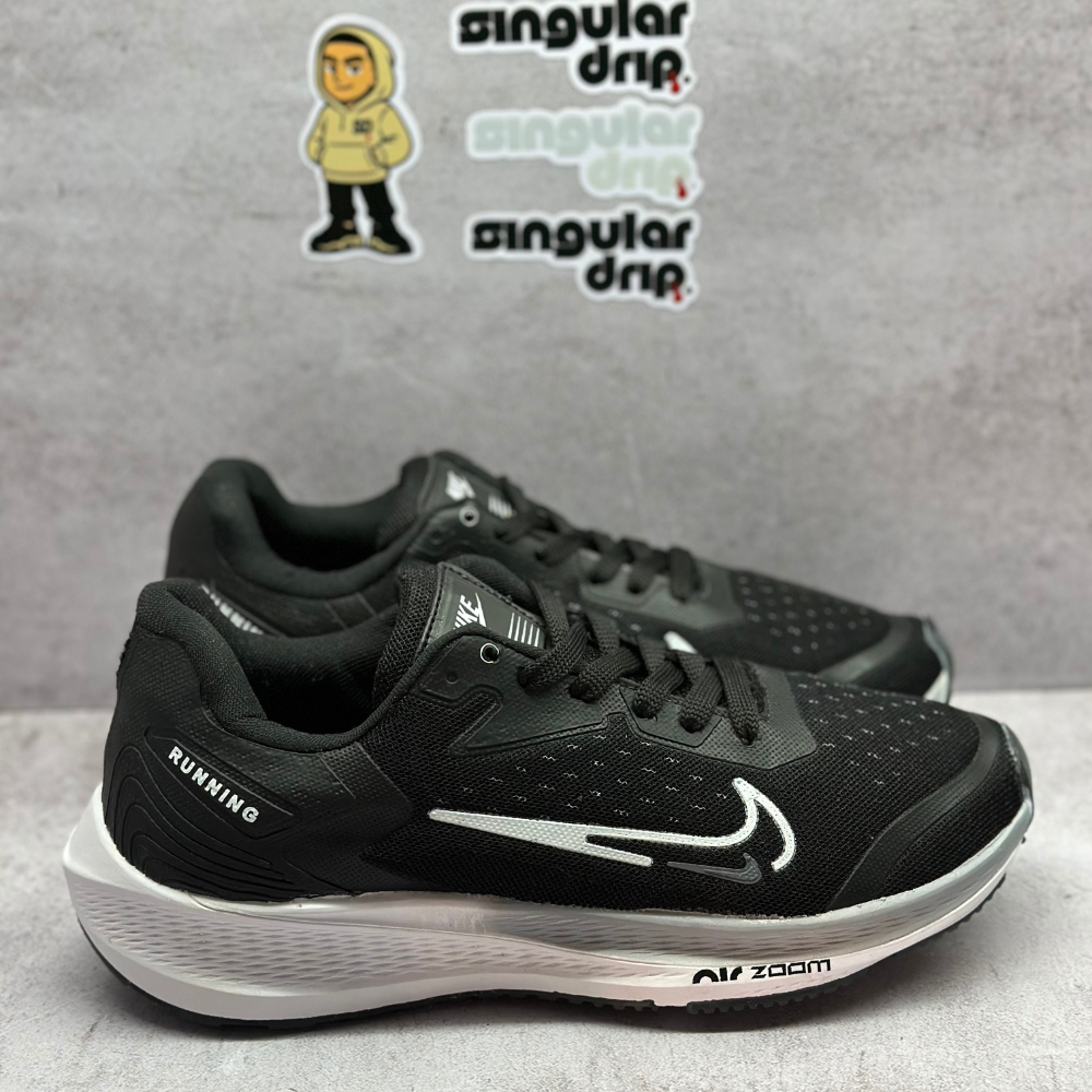 NIKE AIR ZOOM NEGRAS - Image 3
