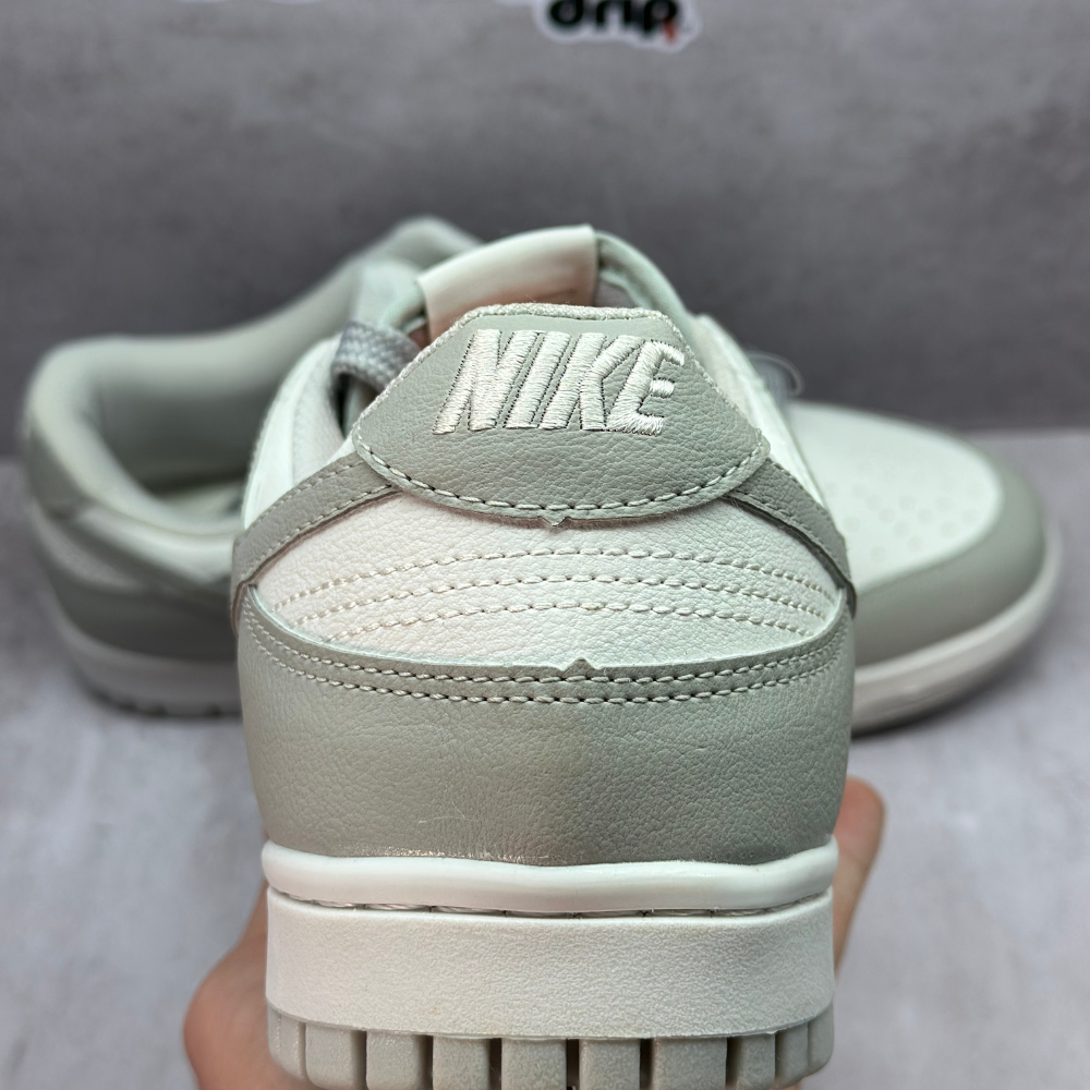 NIKE DUNK LOW GRIS - Image 5
