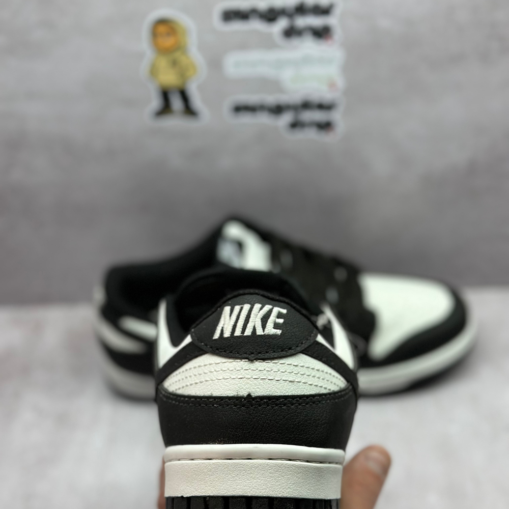 NIKE DUNK LOW PANDA - Image 3